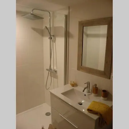 De Charme 4 Etoiles - Campagne Apartment Genouilleux